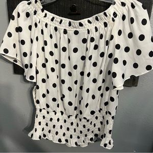 INC -Off the shoulder poke a dot blouse